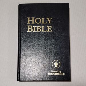Black Holy Bible by The Gideons